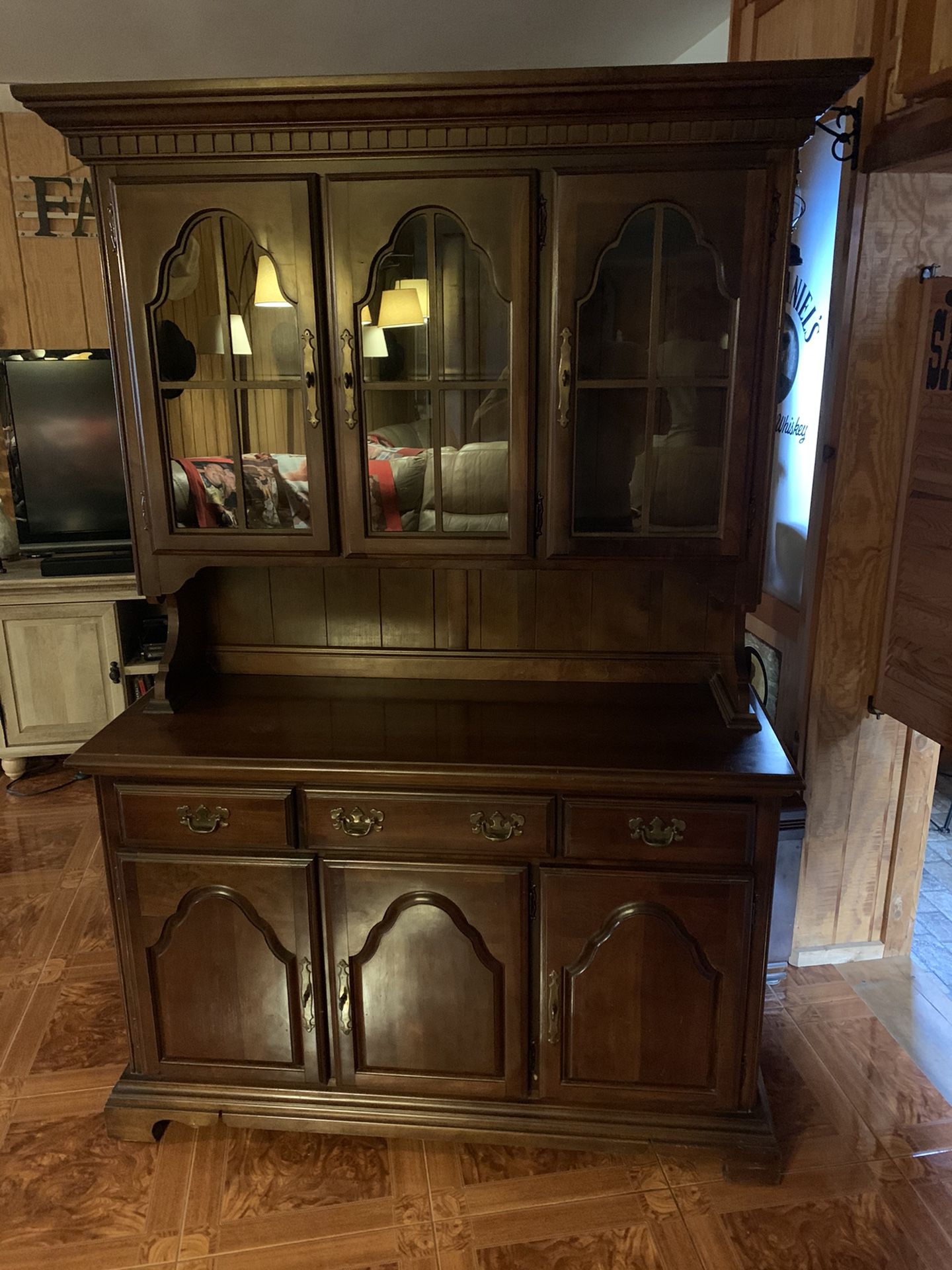 Beautiful hutch with light