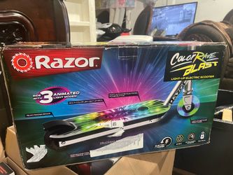 COLOTRAVE  BLAST  LIGHT-UP ELECTRIC SCOOTER