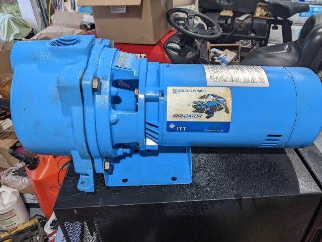 Gould's Irrigator 1 1/2 Hp Irrigation Sprinkler Lake Pump