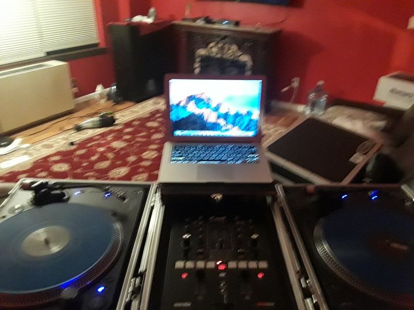 Pair Of Stanton T92 Turntables Only