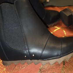 Tinstree Black Ankle Boots Size 6 Brand New.