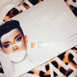 James Charles Makeup Palette for Sale in South Beloit, IL - OfferUp
