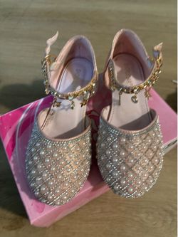 Little girl dress shoes size 29 (11.5)