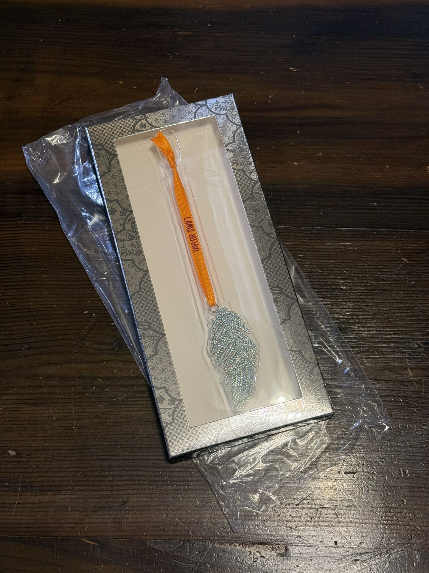 Taylor Swift The Life Of A Showgirl Feather Christmas Tree Ornament New In Hand