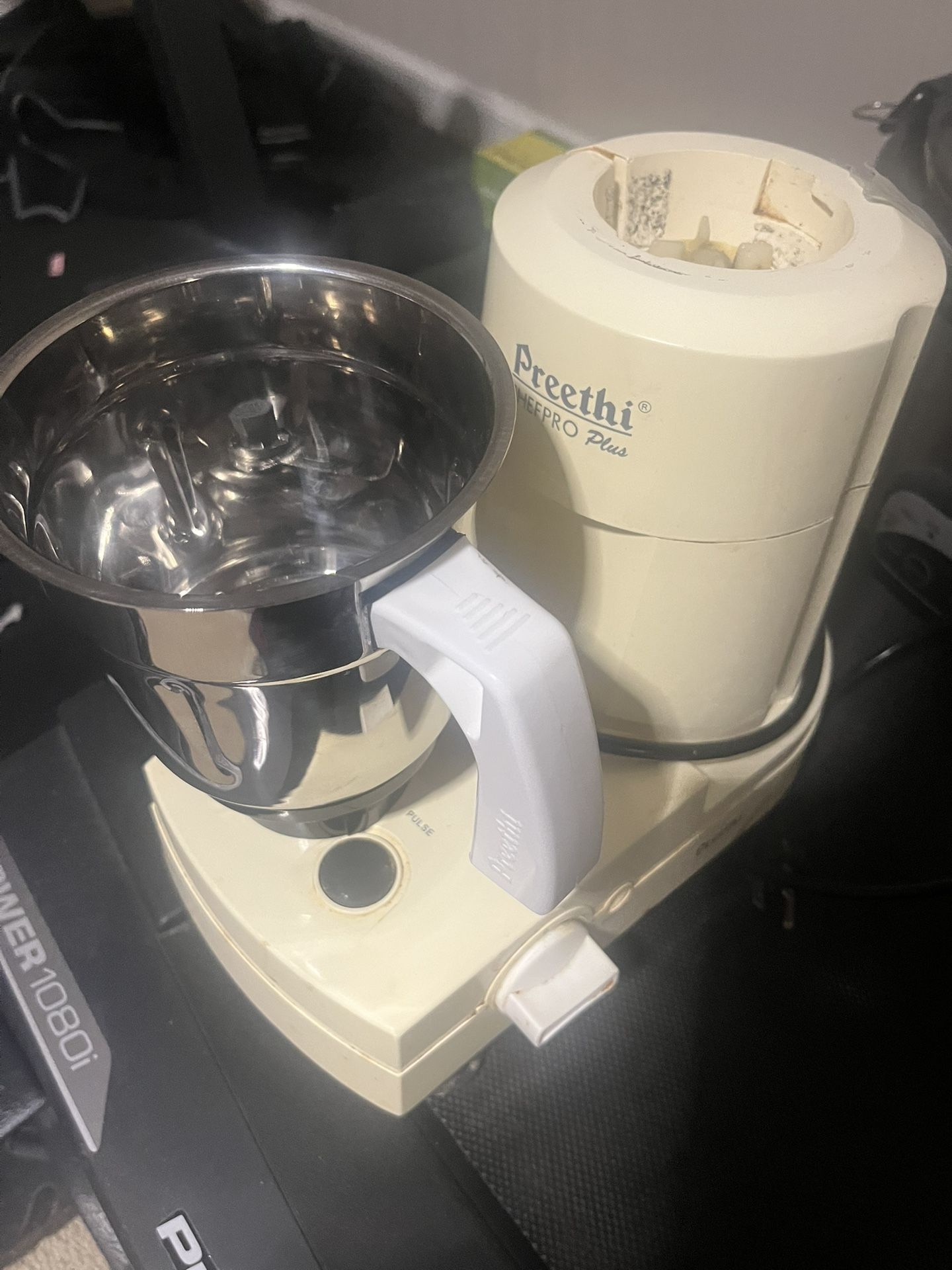 Preeti Mixer And Grinder