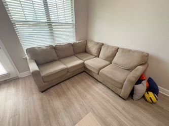 Living room corner couch