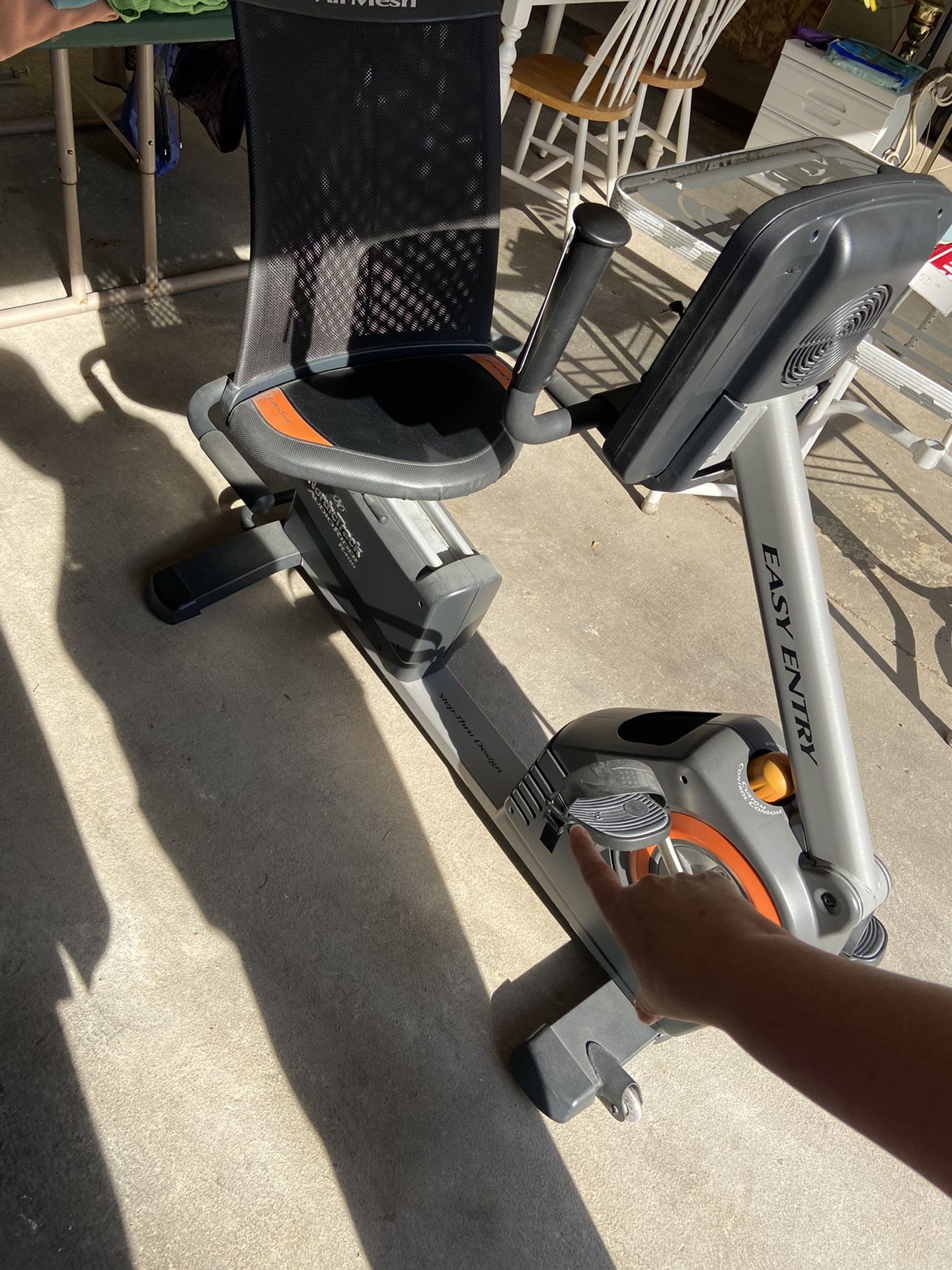 NordicTrack AudioRider R400 (Exercise Bike) for Sale in Grand Rapids