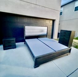 5 Piece King Sized Bedroom Set