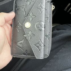 lV women wallet 