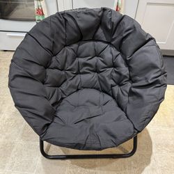 Black Lounge Saucer Chair 