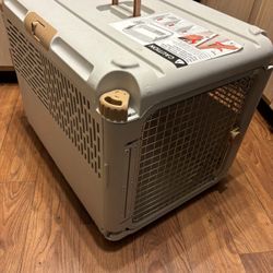 Portable Pet Carrier (collapsible)