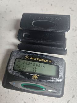 Vintage Motorola Advisor Alphanumeric Pager  (contact info removed) mhz.     Used-Good
