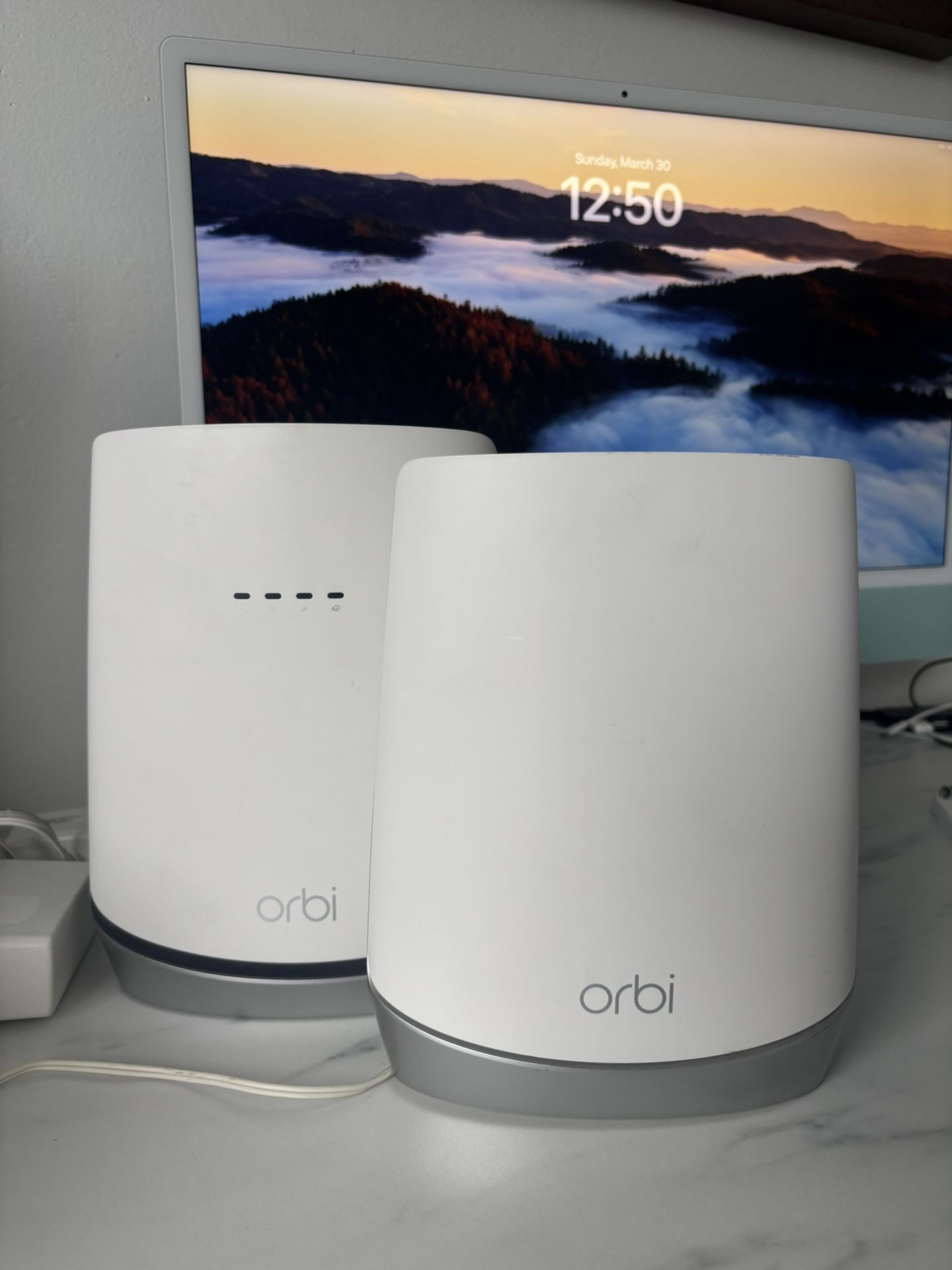 Orbi WiFi Router With Satellite Extender!
