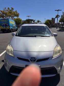 2012 Prius for sale $8000