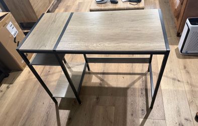 Amazon Desk