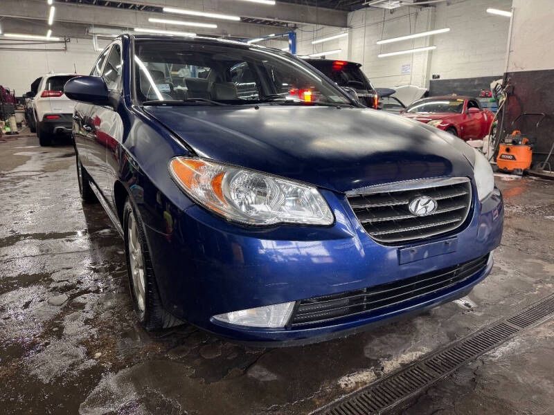 2009 Hyundai Elantra GLS GLS 4dr Sedan 4A Vehicle Info Condition Used Engine I4 2.0L Natural Aspiration Transmission Automatic 4-Speed Drivetrain FWD
