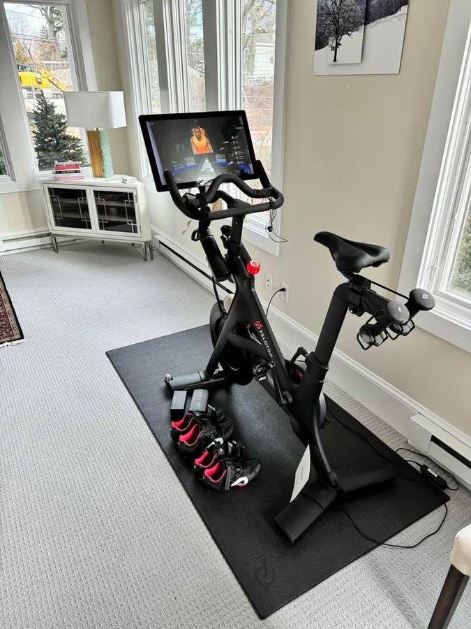 Exellent condition Peloton bike + Delivery + 18 month warranty | Over 1000 happy customers | Google Trade My Spin