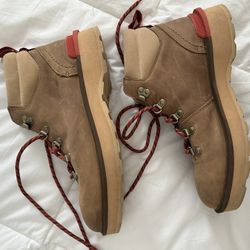 Sorel Women’s Size 10 Leather Hiking Books Tan