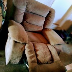 Large Comfortable Recliner Chair 
