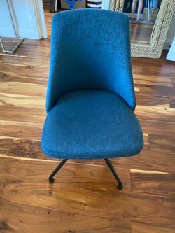 Desk chair