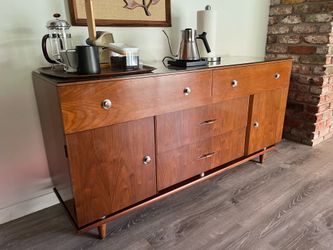 Vintage Mid Century Modern Wood Credenza / Sideboard (with Glass Top)