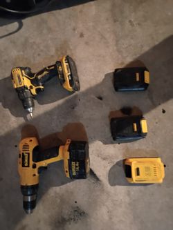 DeWalt Drills And Batterys