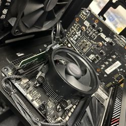 Custom Build Gaming PC 