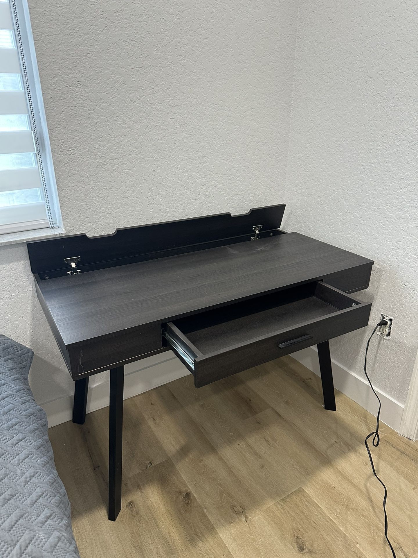 Desk Table (office Table)