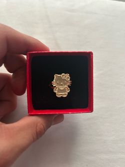 Hello kitty ring size 7