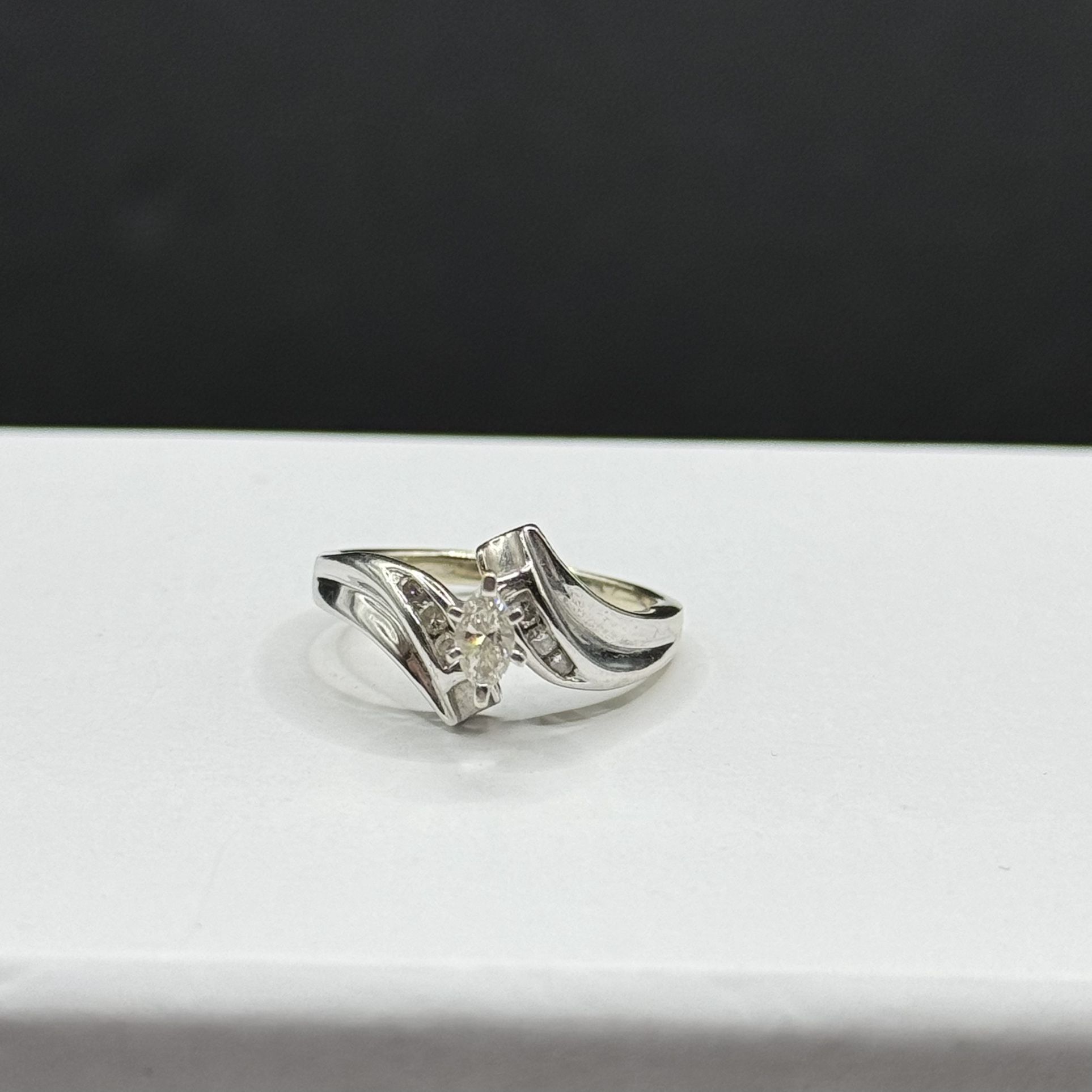 14k White gold genuine Diamond marquise ring size 5