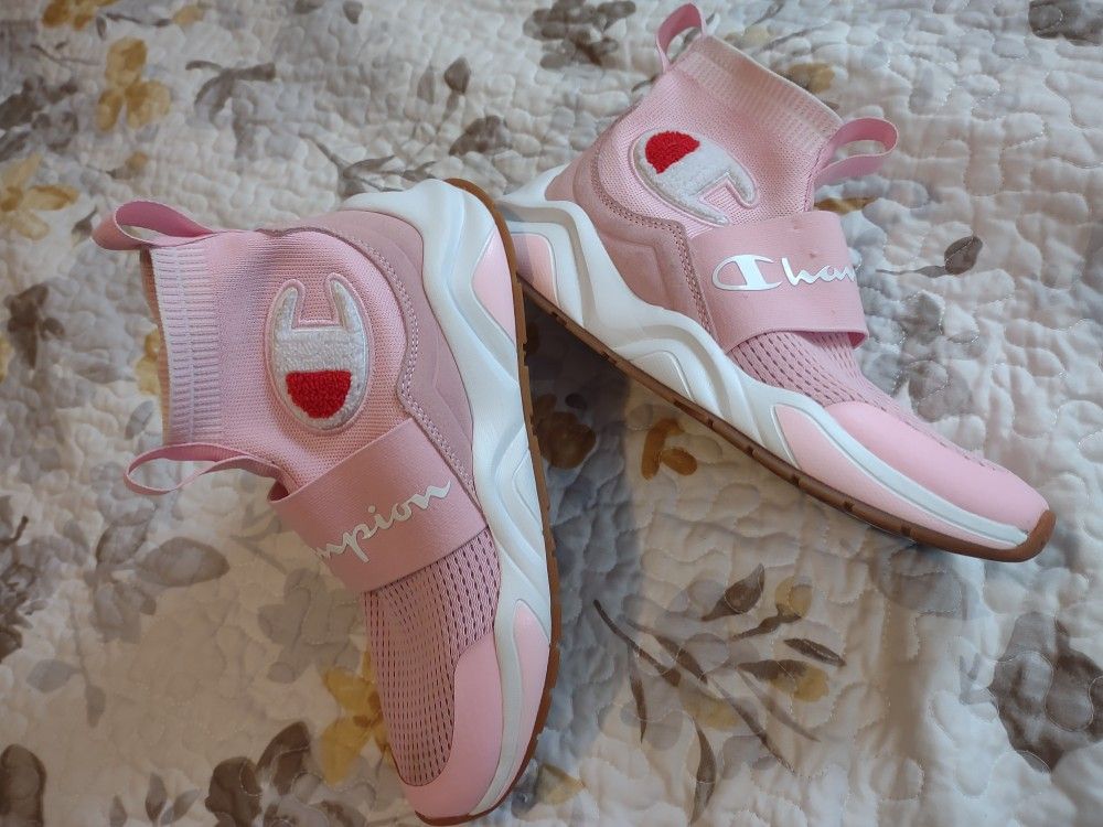 Pink Champion Rally Hush Size 5.5 Youth Shoes π