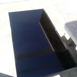 Hisense 32" Roku Smart tV