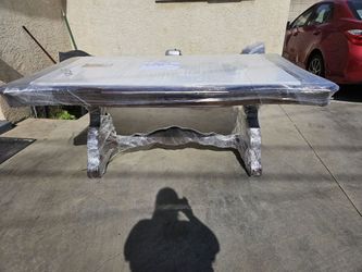 Dinning Table