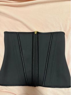 Waist Trainer hooks and zipper