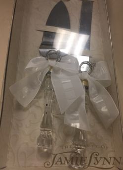 Wedding cake server