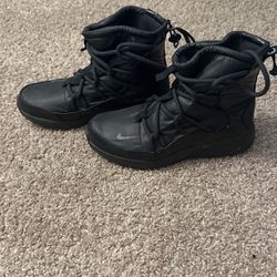 Nike Boots