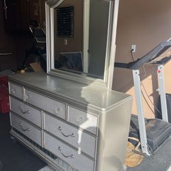 Sofia Vergara Drawer Dresser