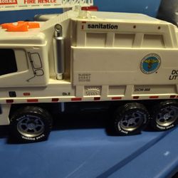 New York Motorized Sanitation Truck