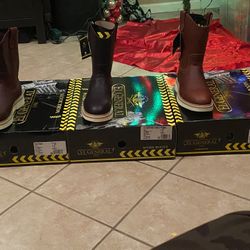 El General  Boots 