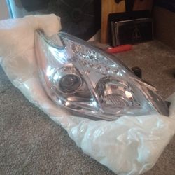 Toyota Prius headlights Brand New 