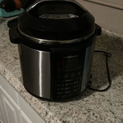 Pressure Cooker/Multi Cooker 