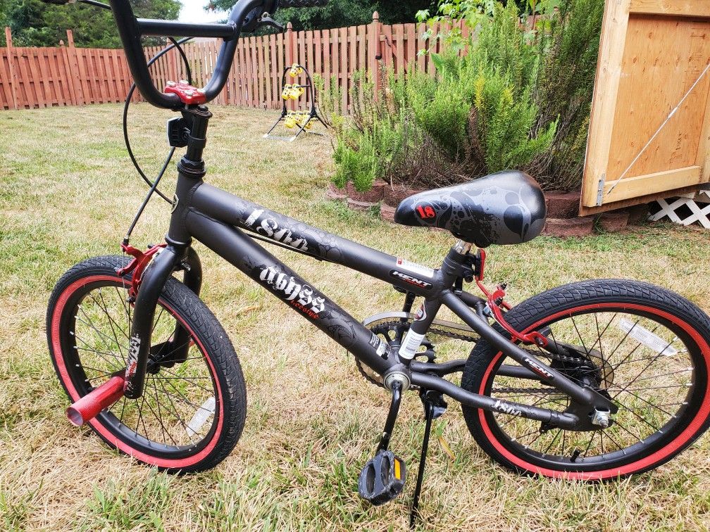18 inch Boys BMX Bike