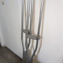 Gardian Crutches 