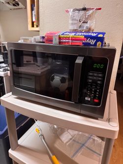Microwave - Toshiba Model EM131A5C-BS