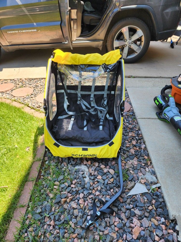 Schwinn Double Bike Trailer