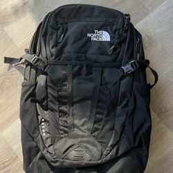 The North Face Unisex Recon 30 Liter Backpack Laptop Student School Bag