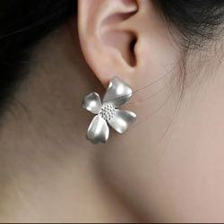 925 Sterling Silver Floral Flower Studs Earrings Gift