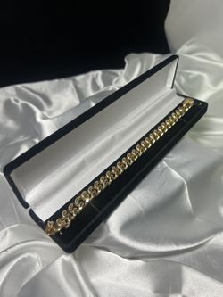 10KYG Cuban link bracelet