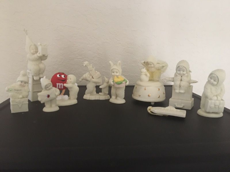 Snowbabies Figurines 12 Piece Set