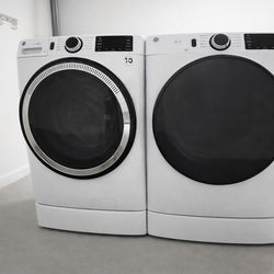 GE front-load washer & dryer set